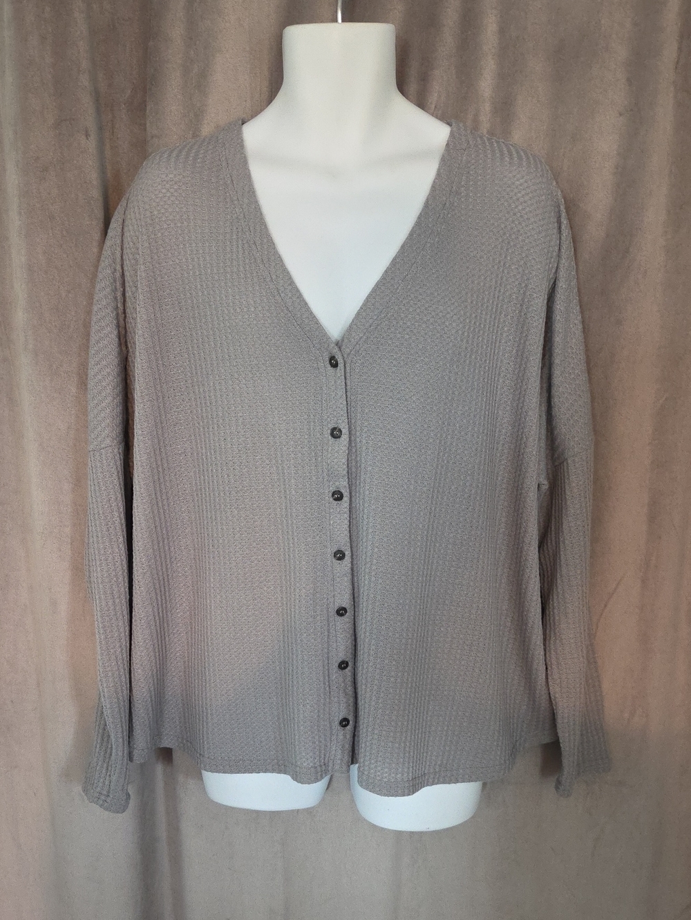 Racheal Size 2x (Oversized) Grey Waffle-Knit Button-Front Top/cardi